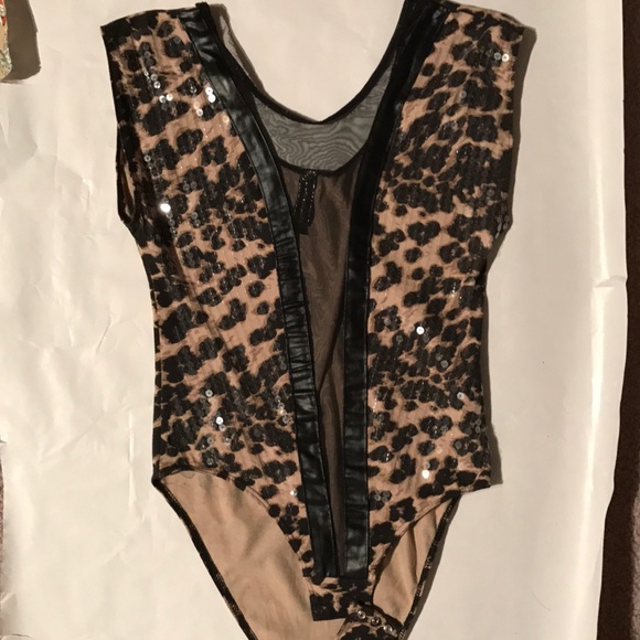 Leopard Print Bodysuit - Picture 1 of 2